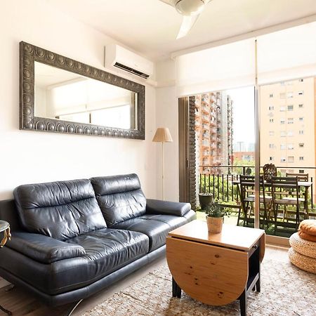 Cozy Apartment Near Fira Gran Via With Ac L'Hospitalet de Llobregat Exterior foto